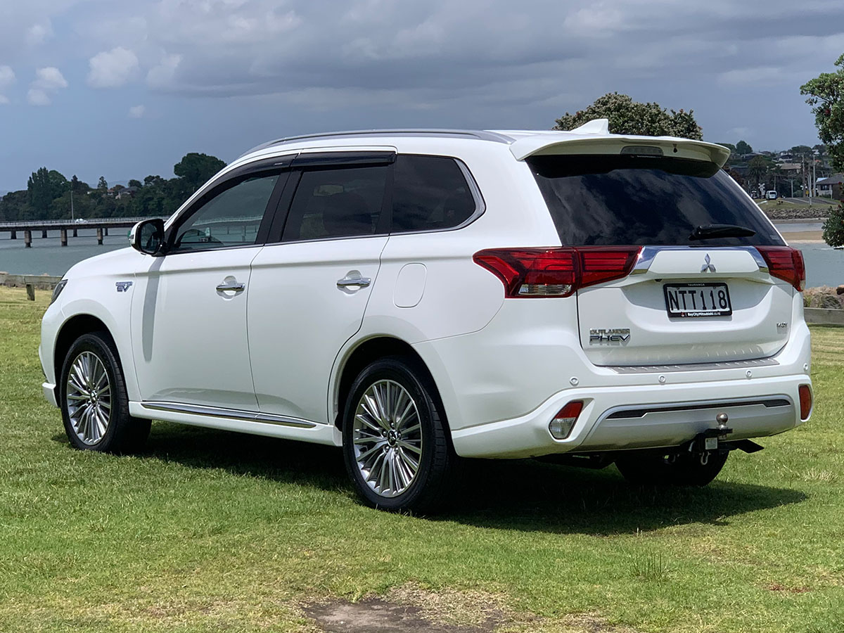 2021 Mitsubishi Outlander VRX PHEV HYBRID 4WD