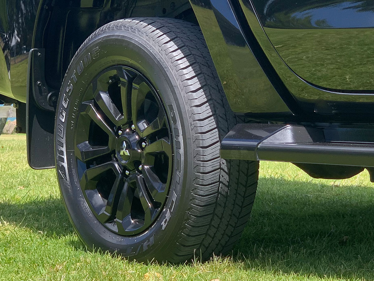 2022 Mitsubishi Triton VRX Black Edition Double Cab 2WD Auto