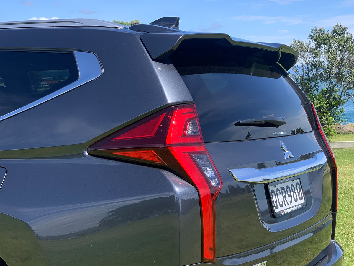 2023 Mitsubishi Pajero Sport VRX