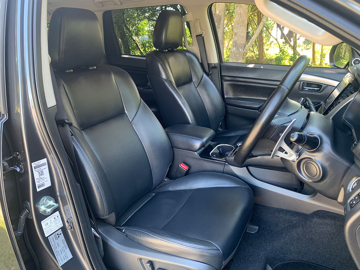 2023 Mitsubishi Pajero Sport VRX