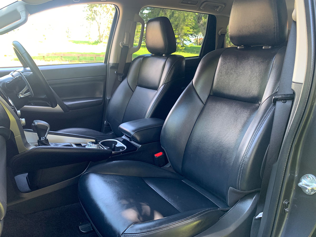 2023 Mitsubishi Pajero Sport VRX