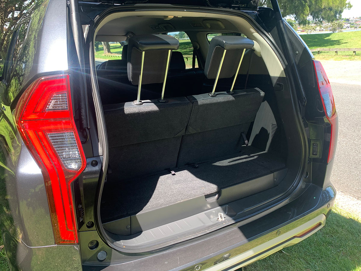 2023 Mitsubishi Pajero Sport VRX