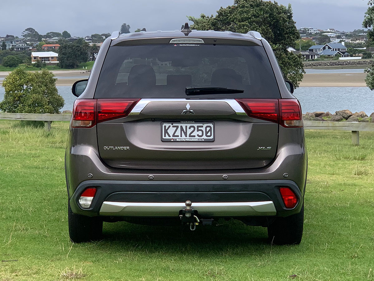 2017 Mitsubishi Outlander XLS 2.0L 2WD Petrol Automatic