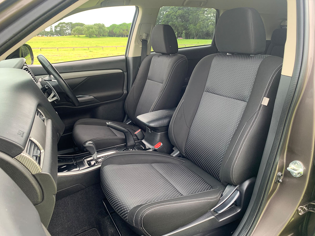 2017 Mitsubishi Outlander XLS 2.0L 2WD Petrol Automatic