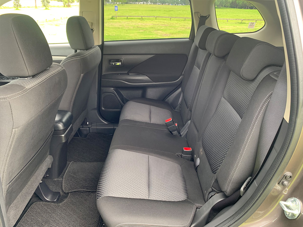 2017 Mitsubishi Outlander XLS 2.0L 2WD Petrol Automatic