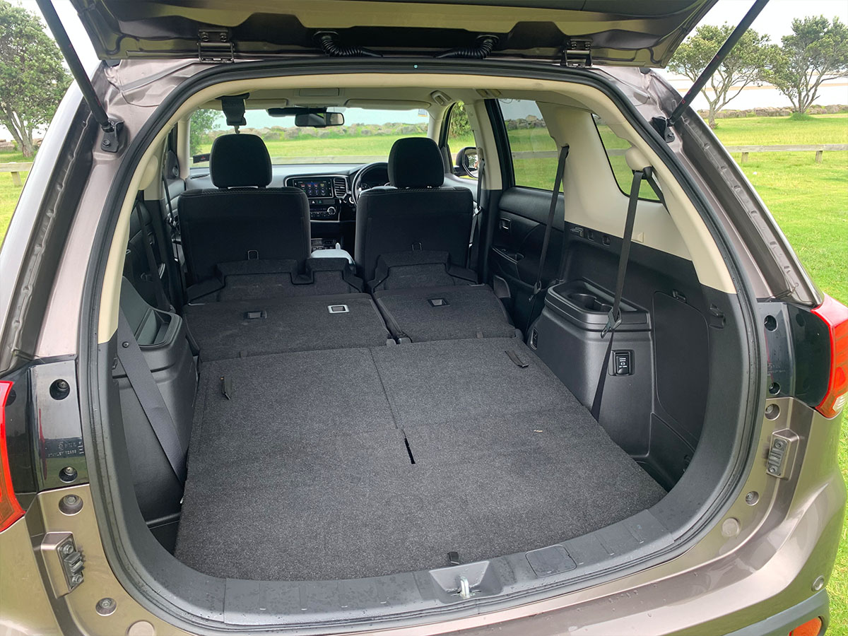 2017 Mitsubishi Outlander XLS 2.0L 2WD Petrol Automatic