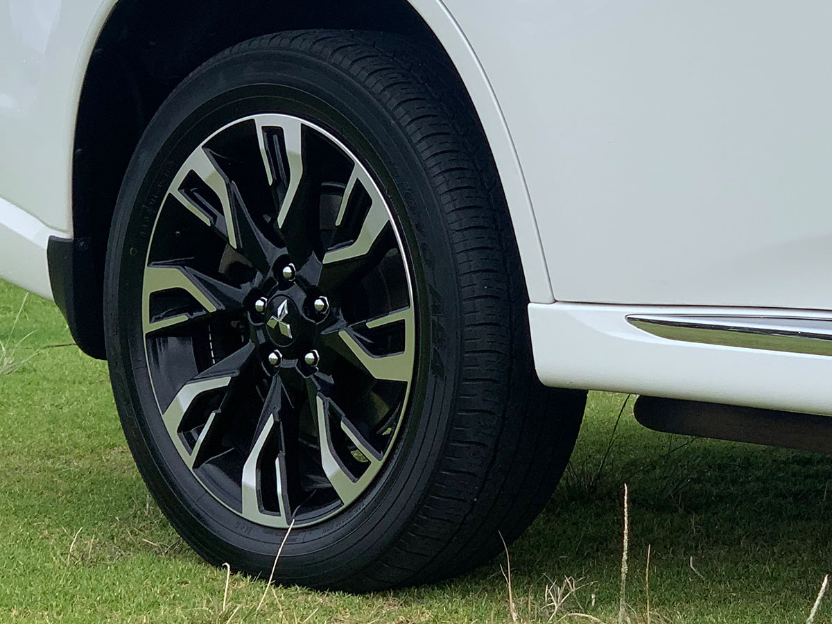 2018 Mitsubishi Outlander VRX PHEV HYBRID 88Kw 4WD