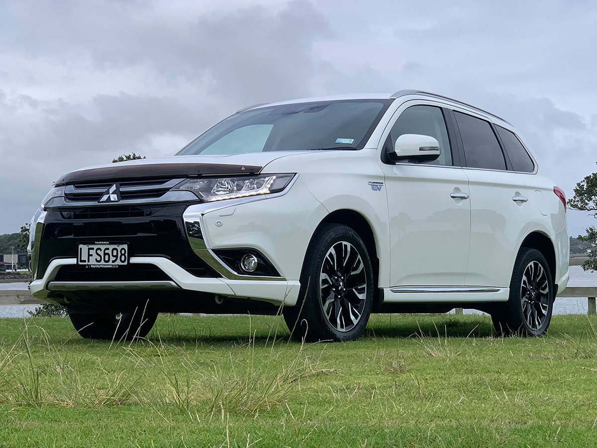 2018 Mitsubishi Outlander VRX PHEV HYBRID 88Kw 4WD