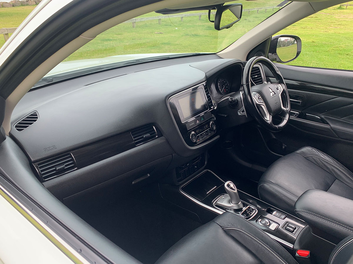 2018 Mitsubishi Outlander VRX PHEV HYBRID 88Kw 4WD