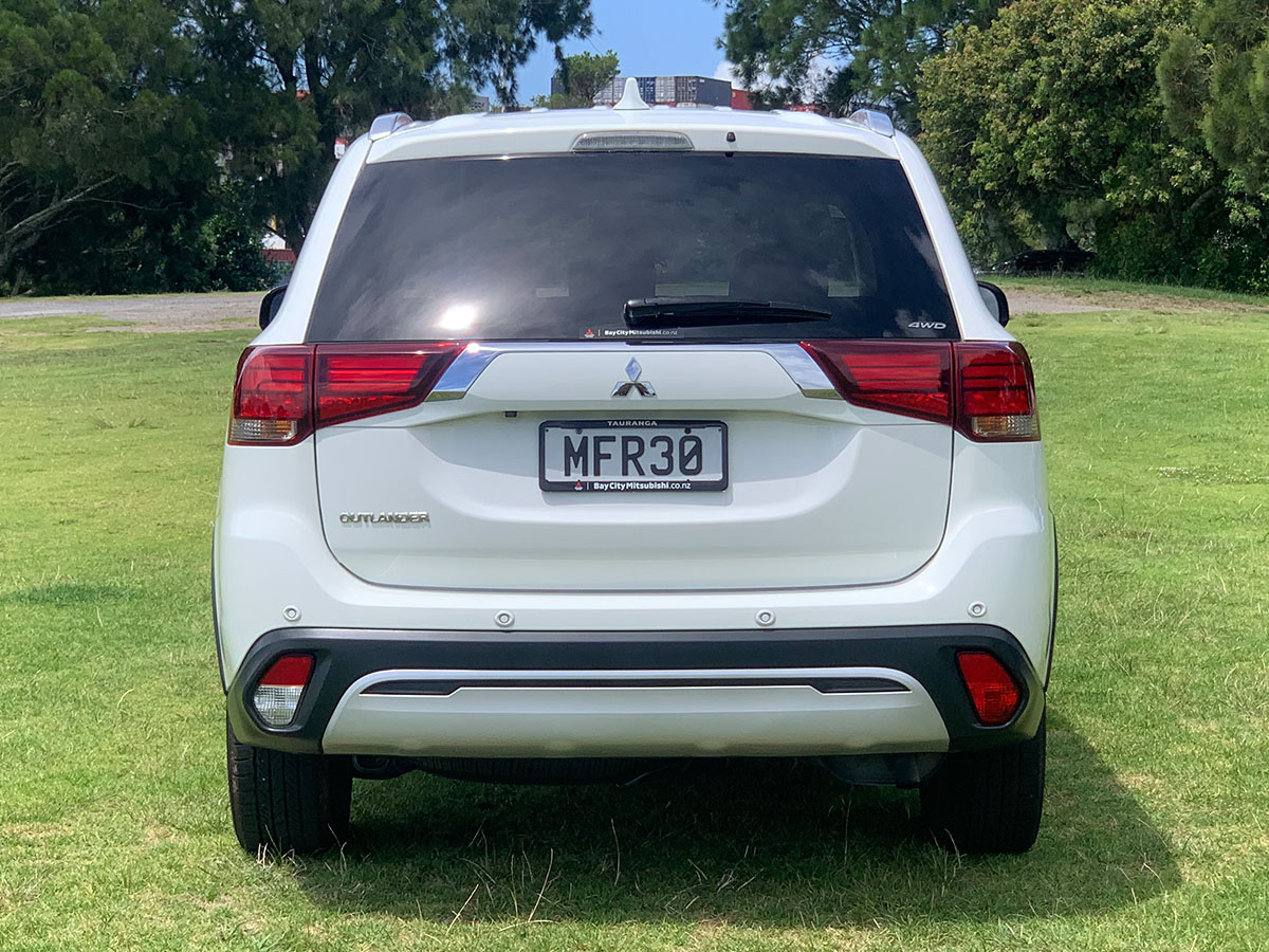 2019 Mitsubishi Outlander LS 2.4L Petrol 4WD 7 Seater Automatic
