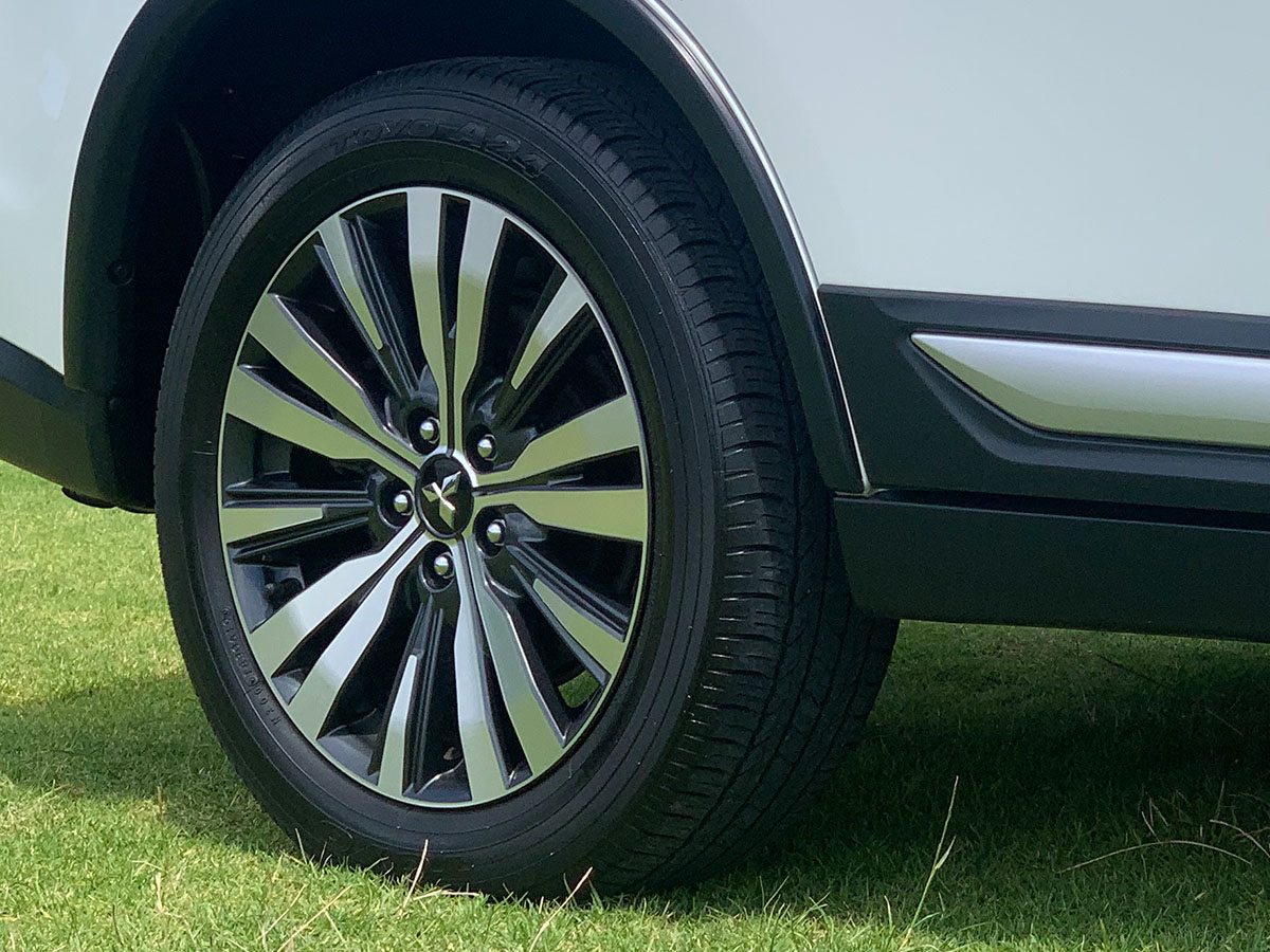 2019 Mitsubishi Outlander LS 2.4L Petrol 4WD 7 Seater Automatic