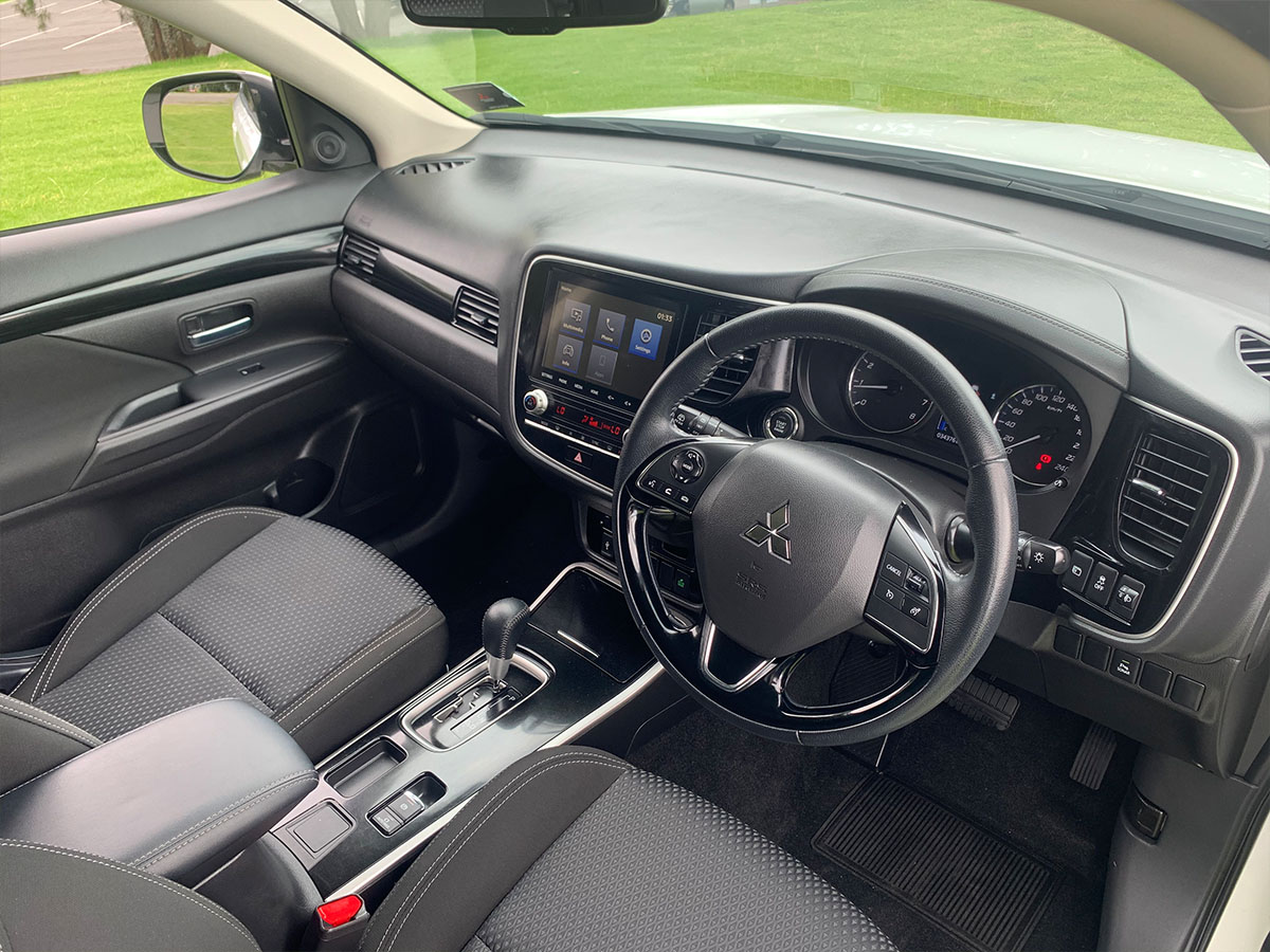 2021 Mitsubishi Outlander LS 2.4L Petrol 7 Seater Automatic