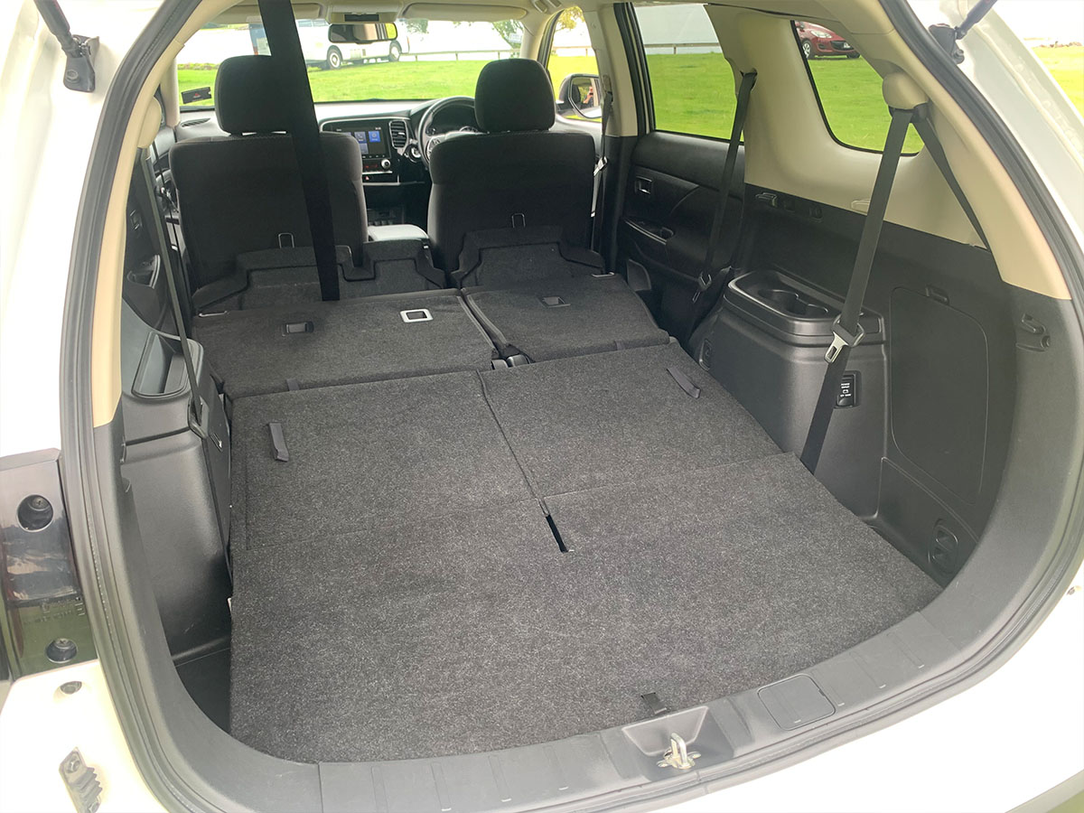 2021 Mitsubishi Outlander LS 2.4L Petrol 7 Seater Automatic