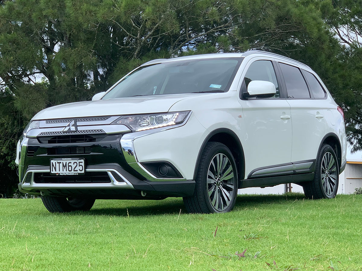 2021 Mitsubishi Outlander LS 2.4L Petrol 7 Seater Automatic