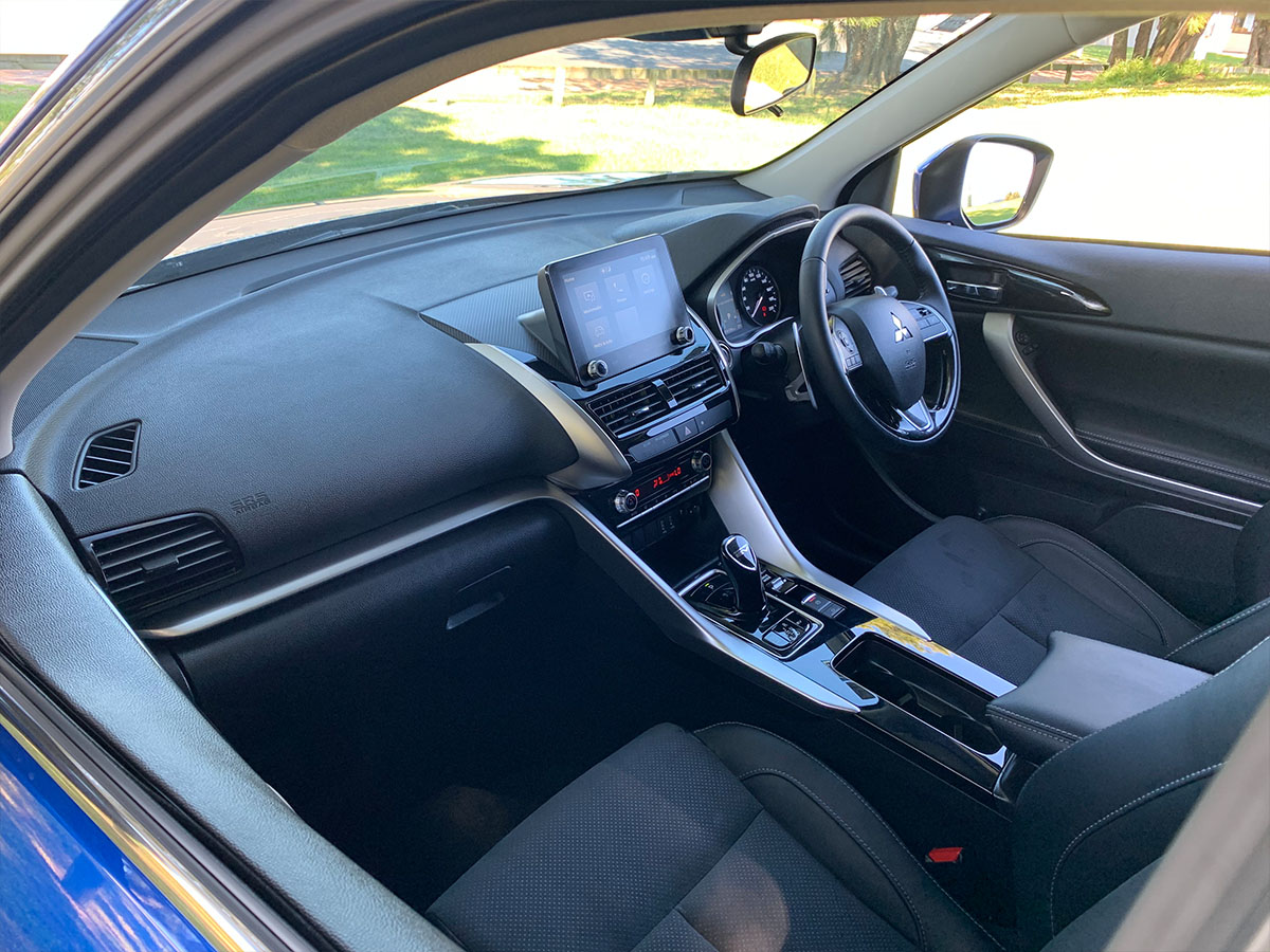 2022 Mitsubishi Eclipse Cross PHEV XLS 4WD HYBRID