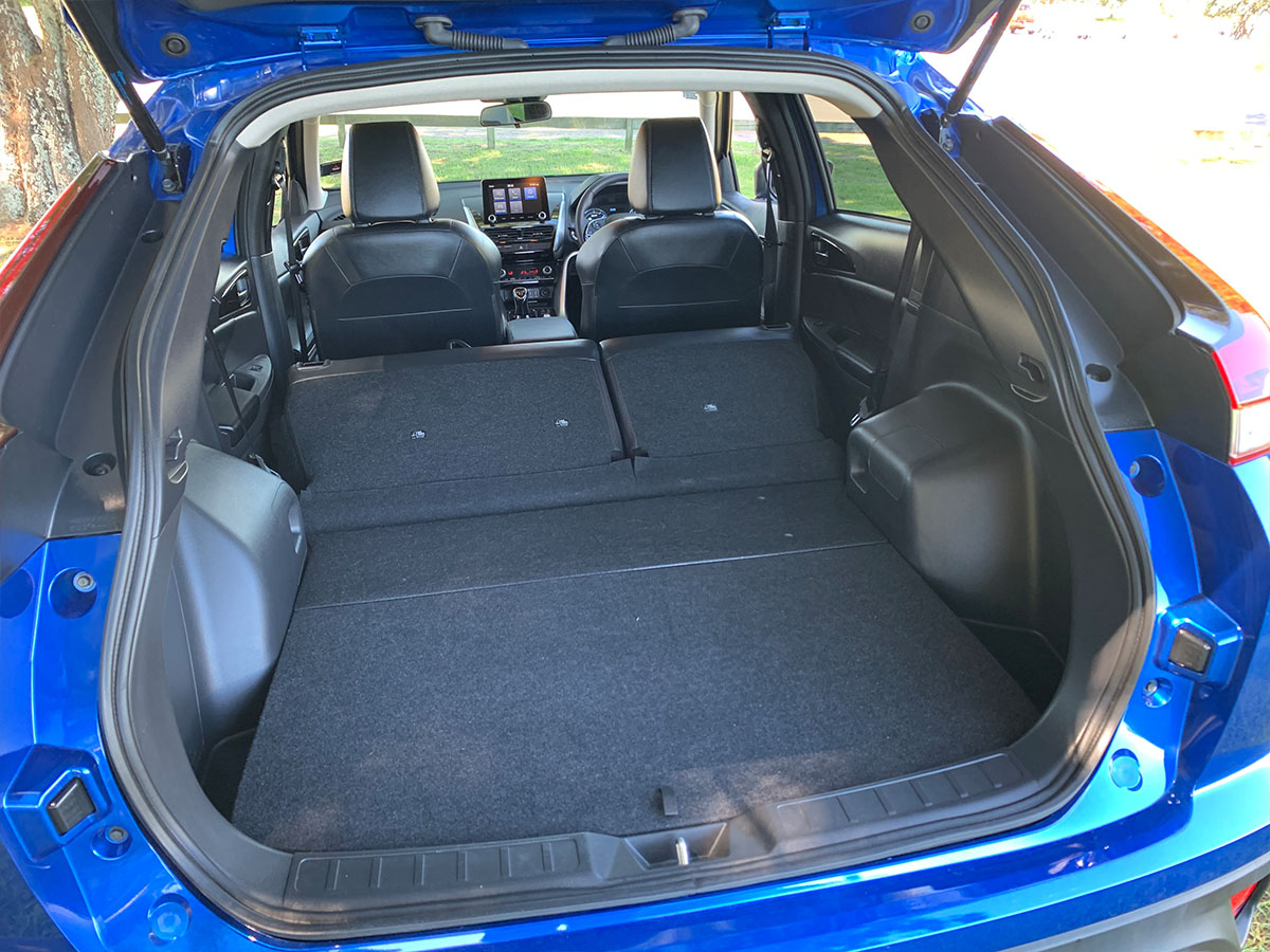 2022 Mitsubishi Eclipse Cross PHEV XLS 4WD HYBRID