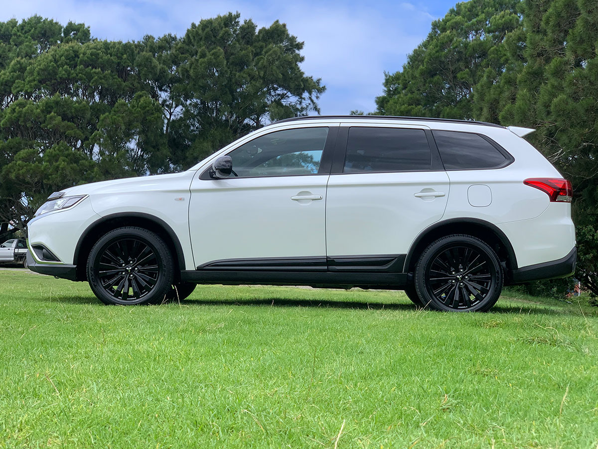 2022 Mitsubishi Outlander SPORT 4WD 2.4L Petrol 7 Seater