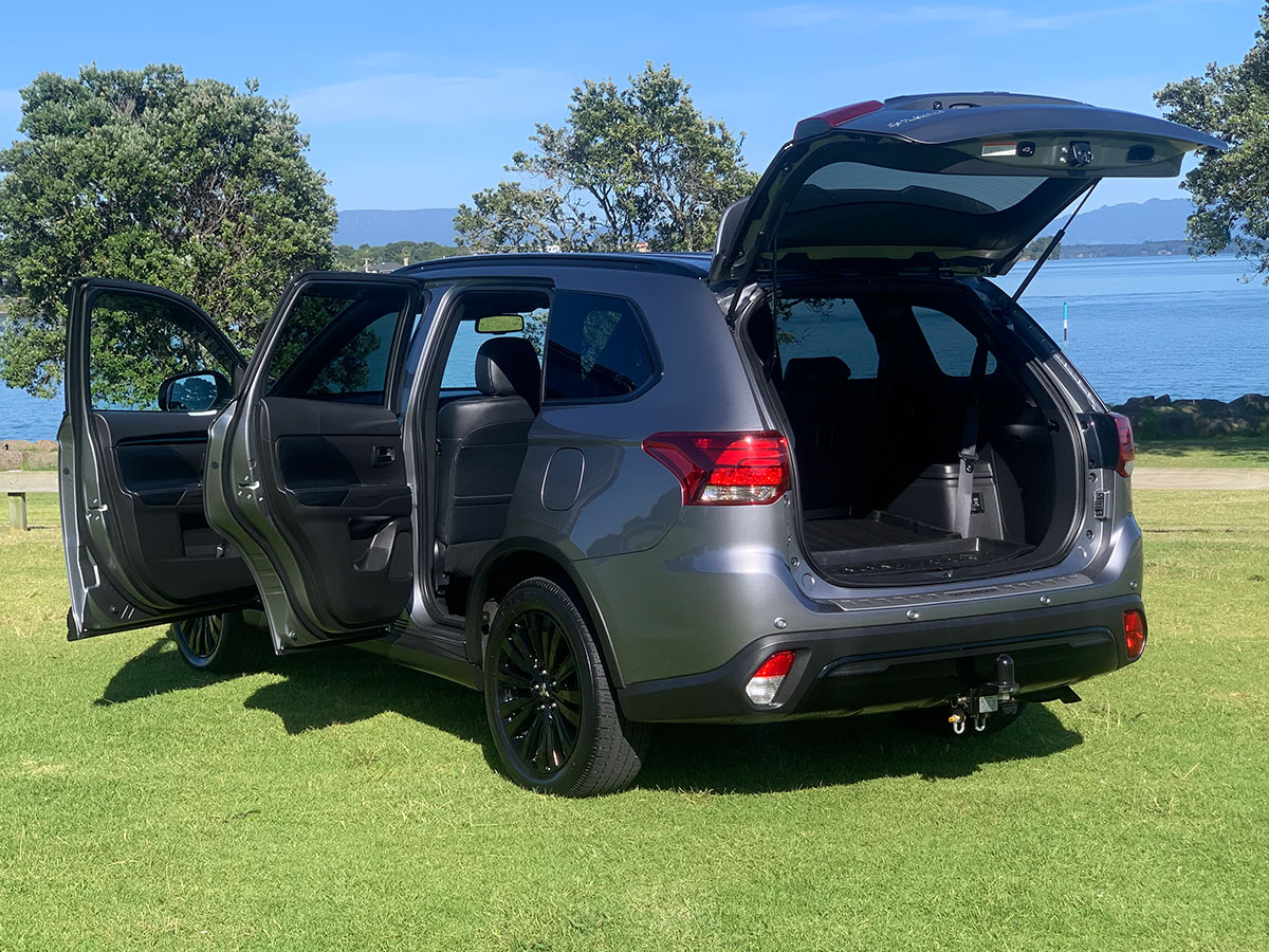 2022 Mitsubishi Outlander SPORT 4WD 2.4L Petrol 7 Seater