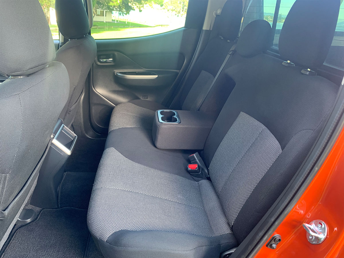 2022 Mitsubishi Triton GLSB 4WD 2.4L Diesel Turbo 6 Speed Auto