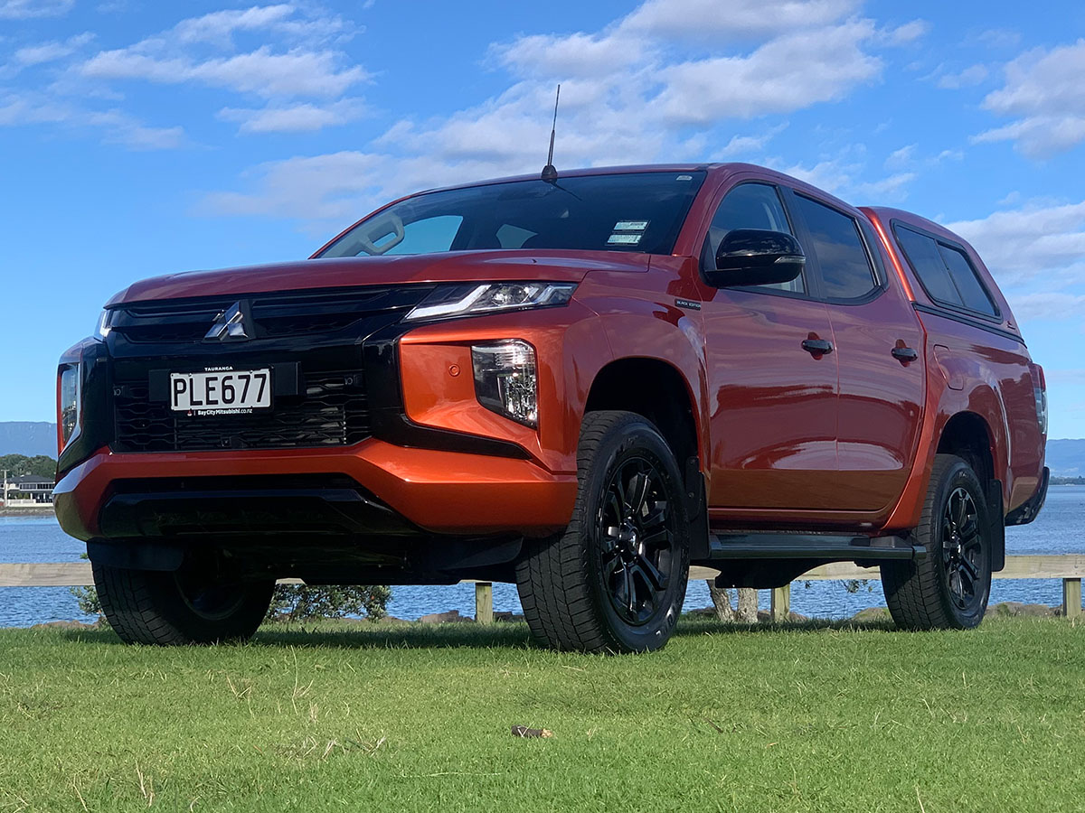 2022 Mitsubishi Triton GLSB 4WD 2.4L Diesel Turbo 6 Speed Auto