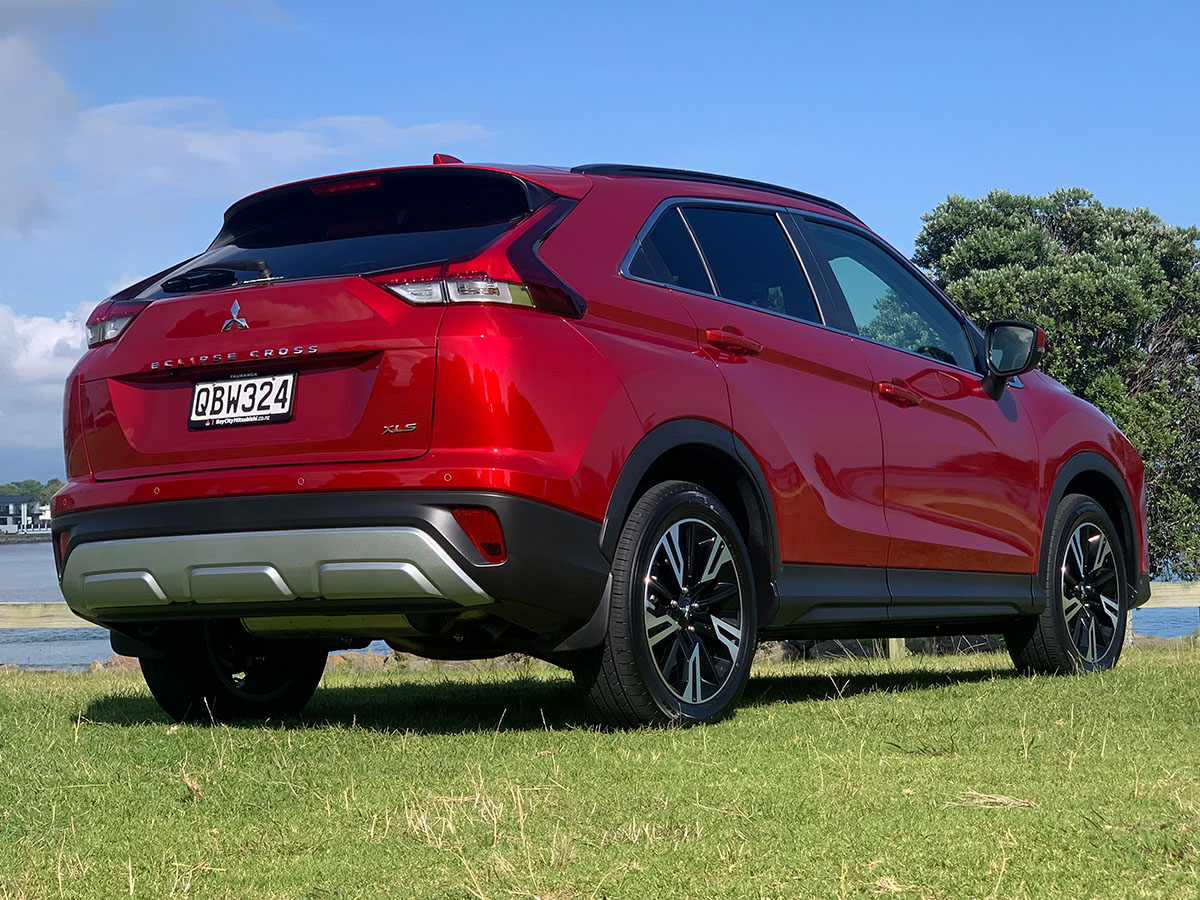 2023 Mitsubishi Eclipse Cross XLS 2WD