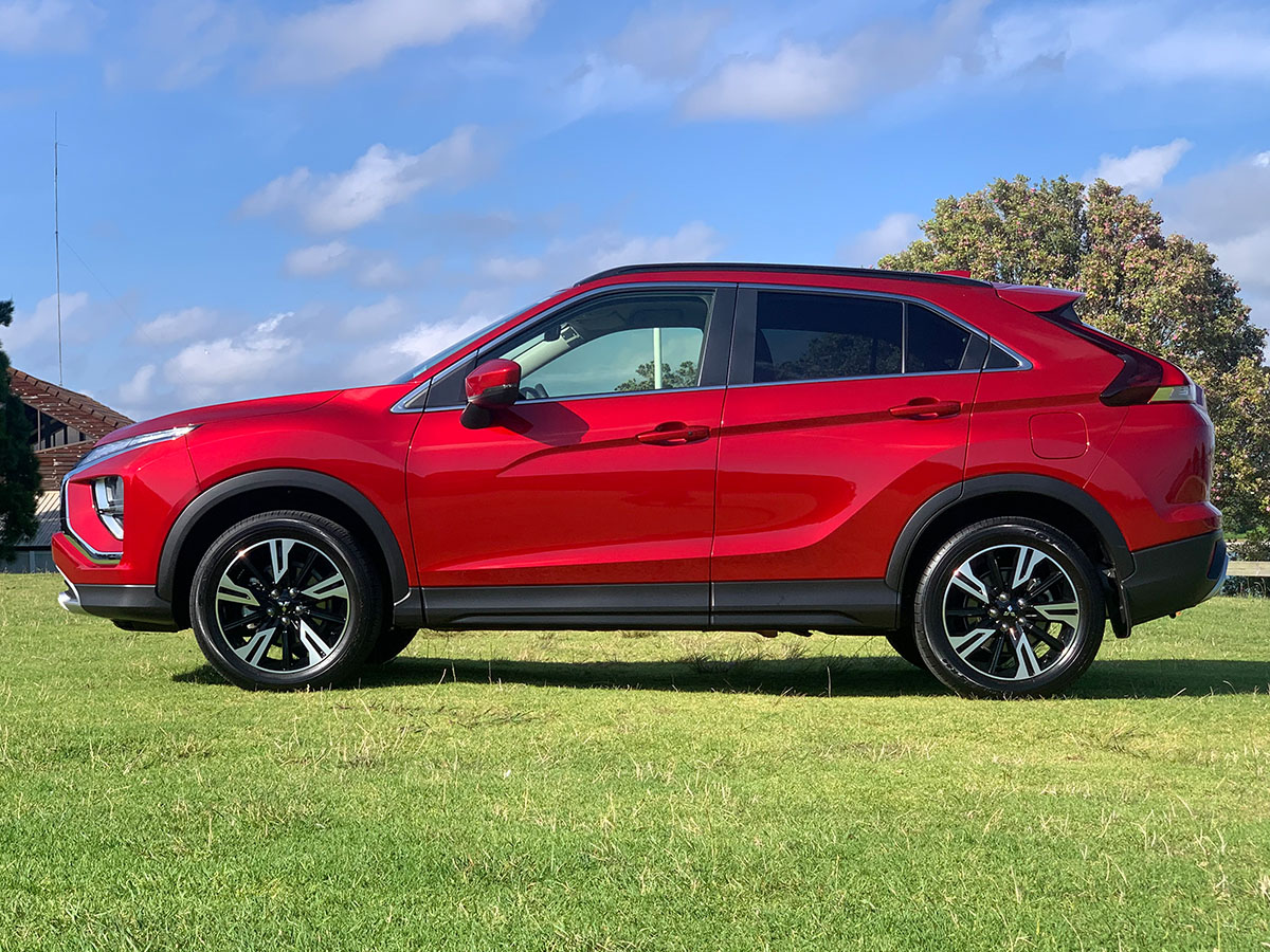 2023 Mitsubishi Eclipse Cross XLS 2WD