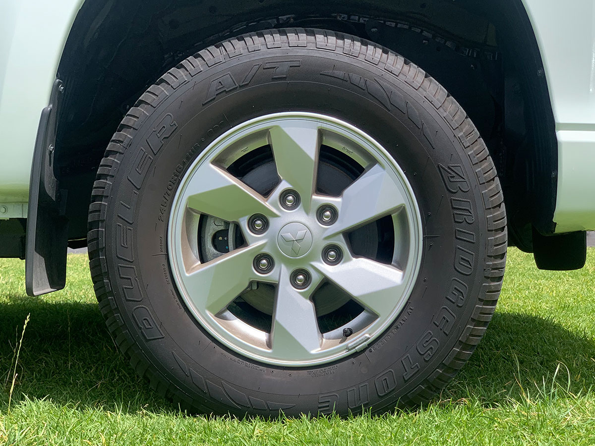 2024 Mitsubishi Triton GLX Double Cab Chassis 4WD 2.4L Diesel Turbo Auto