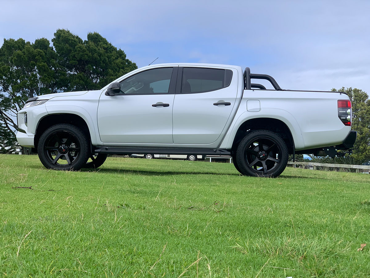 2023 Mitsubishi Triton GSR 4WD Auto 2.4L Diesel