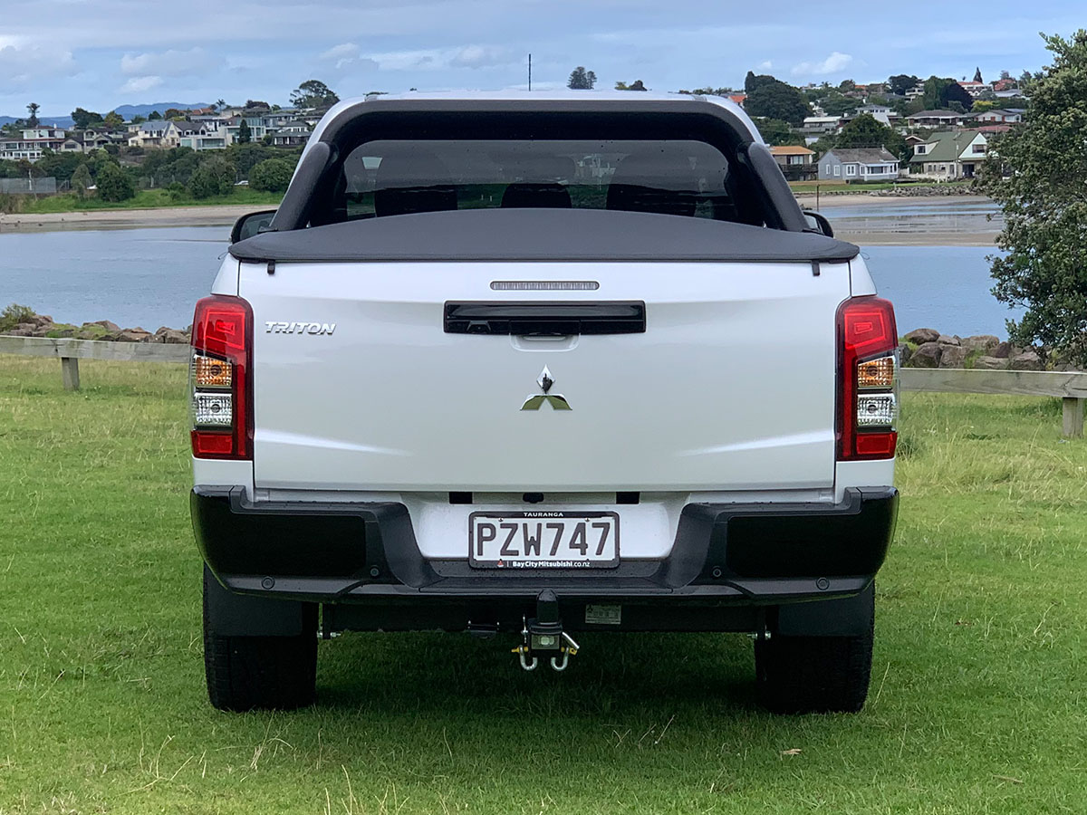 2023 Mitsubishi Triton GSR 4WD Auto 2.4L Diesel