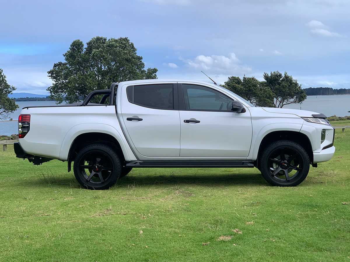 2023 Mitsubishi Triton GSR 4WD Auto 2.4L Diesel