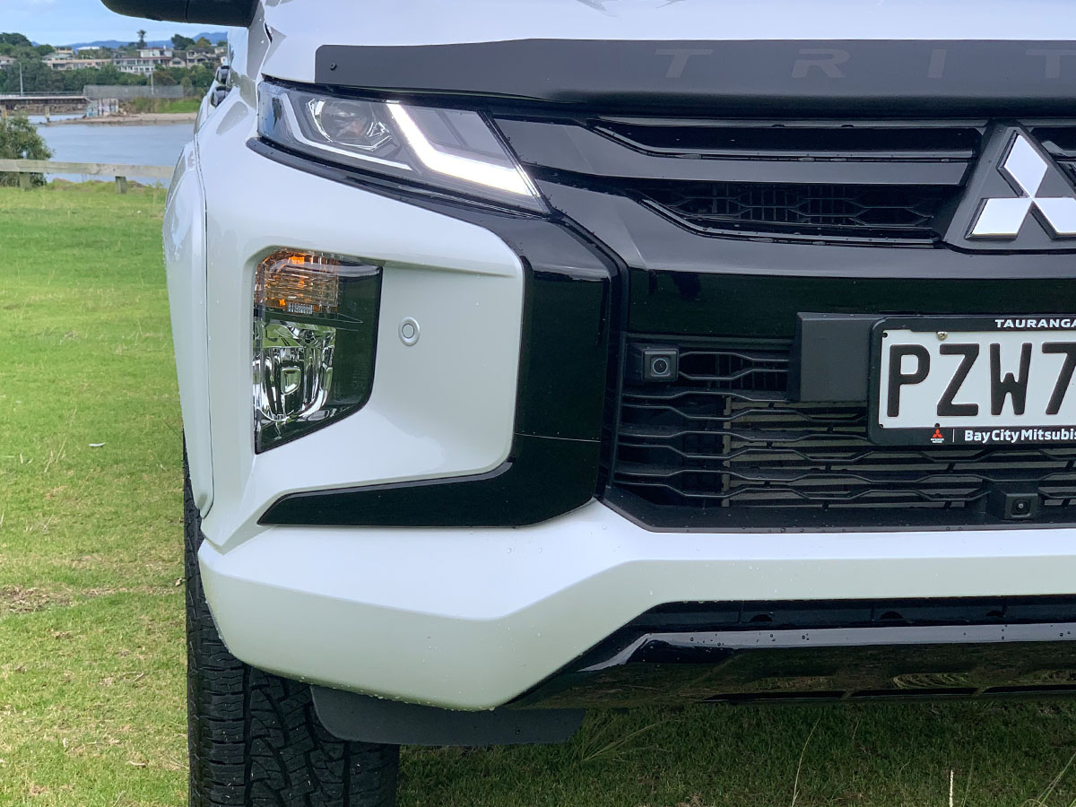 2023 Mitsubishi Triton GSR 4WD Auto 2.4L Diesel