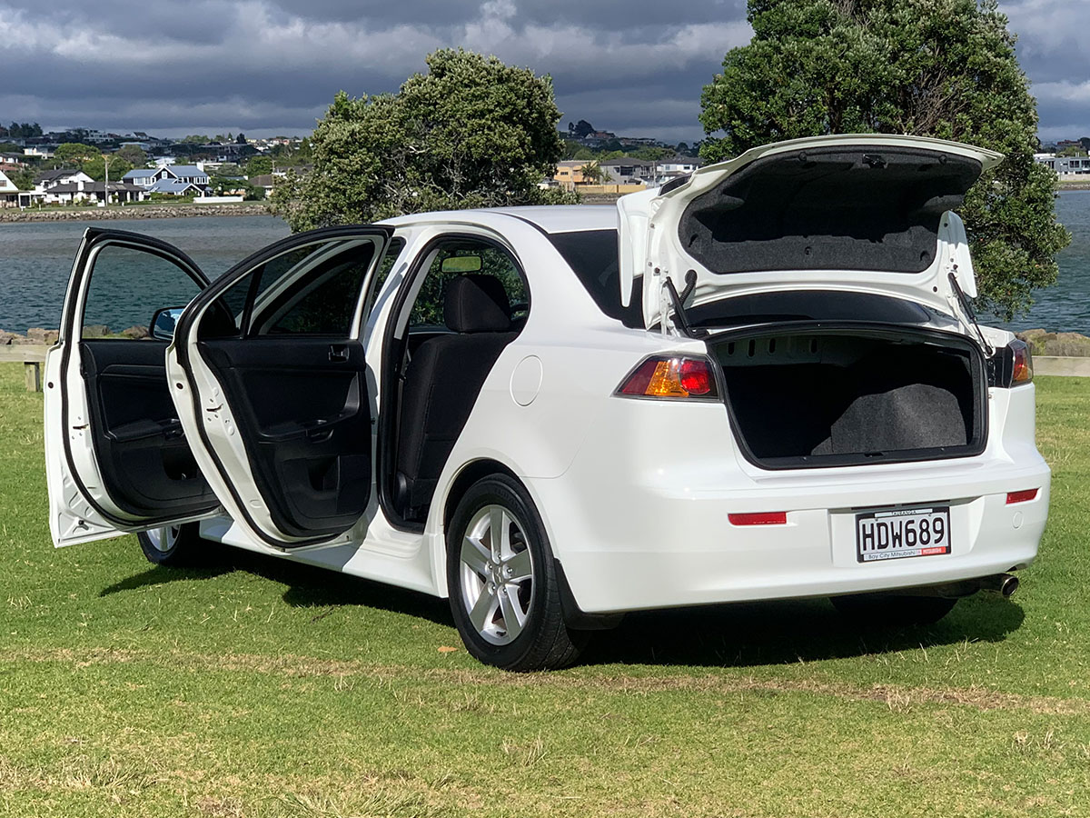 2013 Mitsubishi Lancer GSR 2.0L Petrol CVT Auto