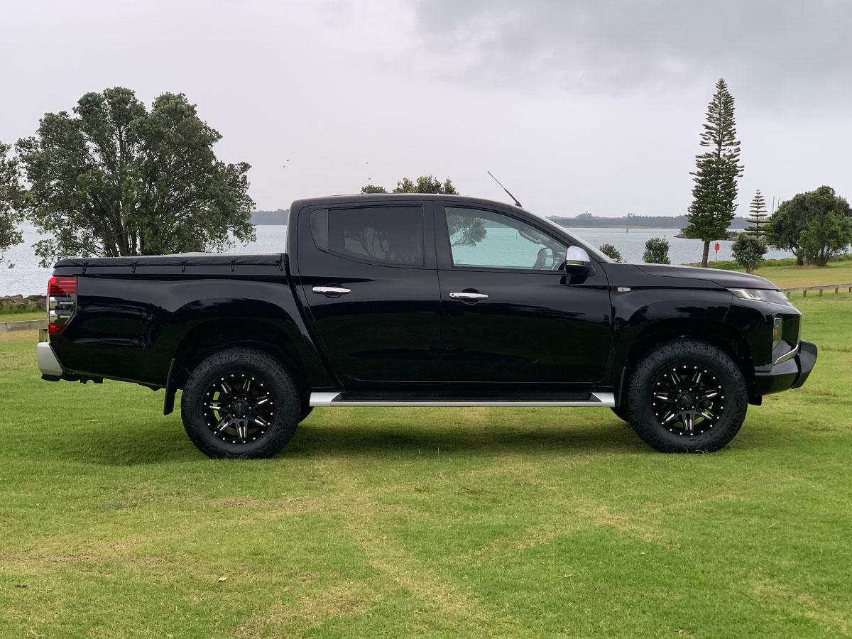 2019 Mitsubishi Triton GLXR 4WD 2.4L Diesel Turbo 6 Speed Manual