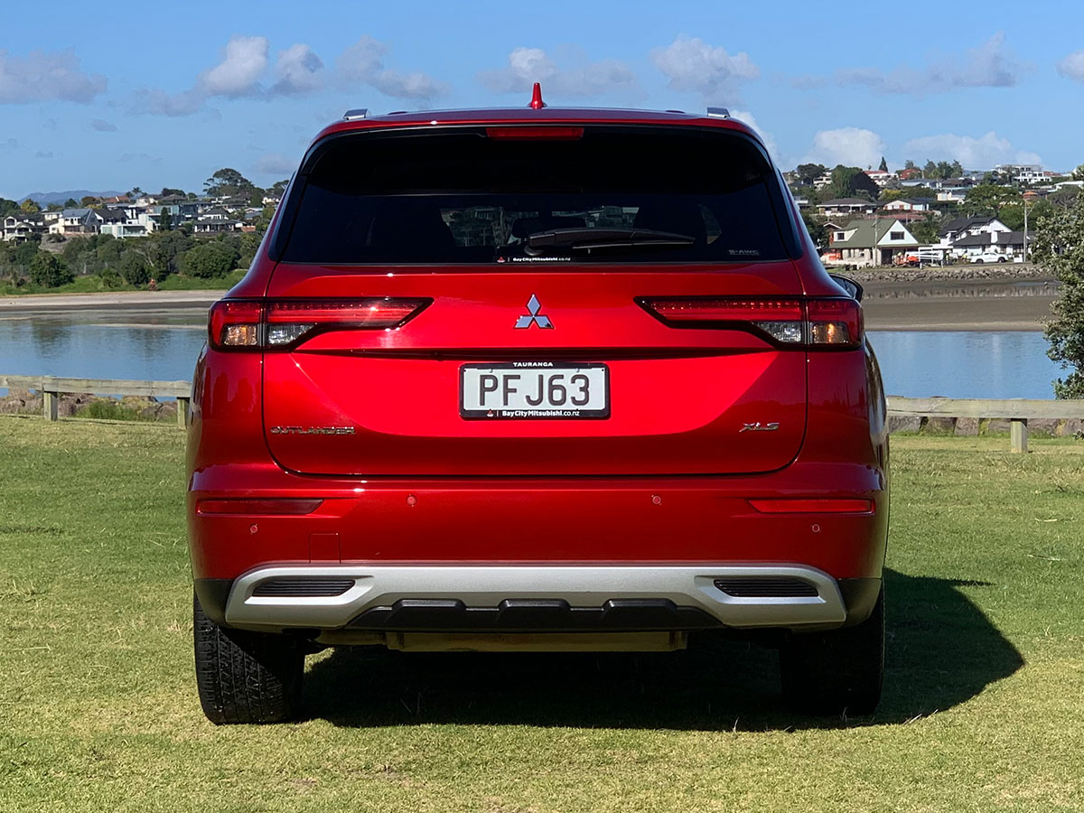 2022 Mitsubishi Outlander XLS 2.5L Petrol 4WD 7 Seater