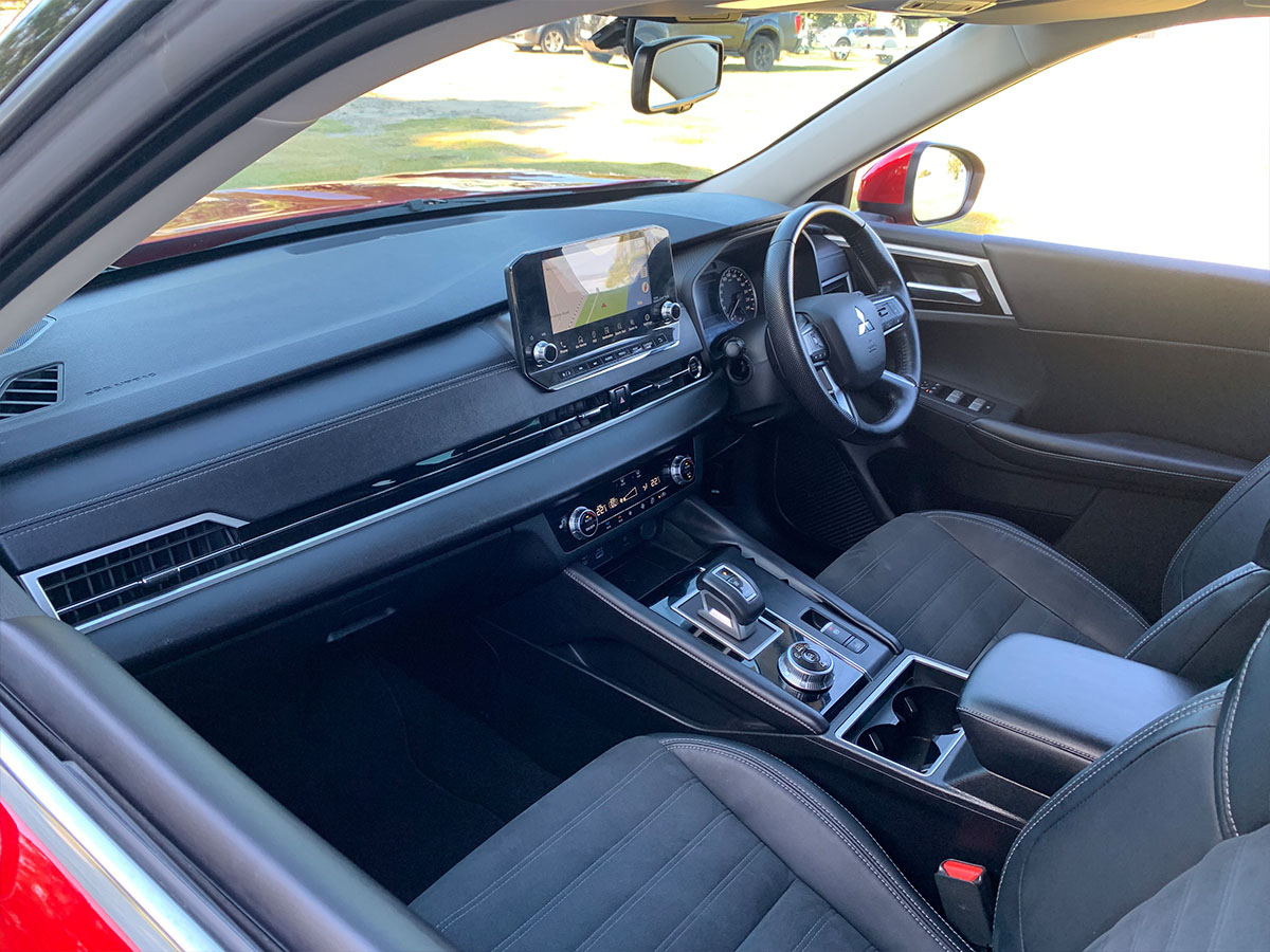 2022 Mitsubishi Outlander XLS 2.5L Petrol 4WD 7 Seater