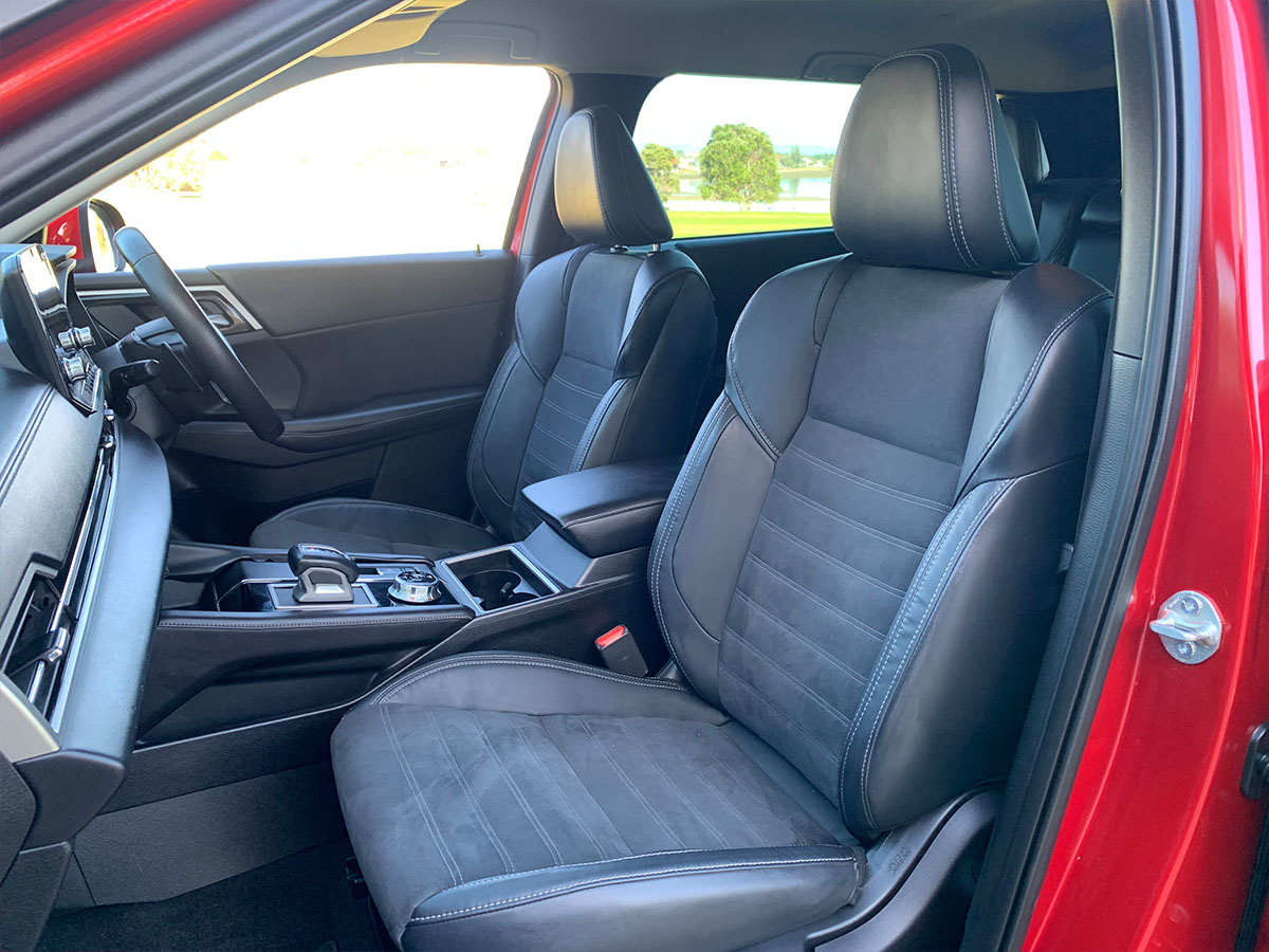 2022 Mitsubishi Outlander XLS 2.5L Petrol 4WD 7 Seater