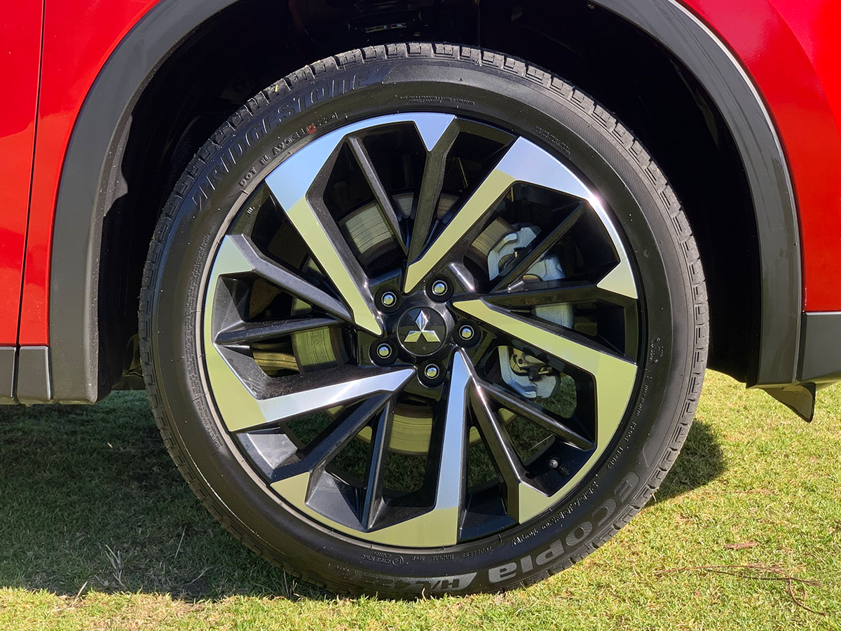 2022 Mitsubishi Outlander XLS 2.5L Petrol 4WD 7 Seater