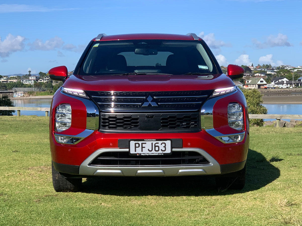 2022 Mitsubishi Outlander XLS 2.5L Petrol 4WD 7 Seater