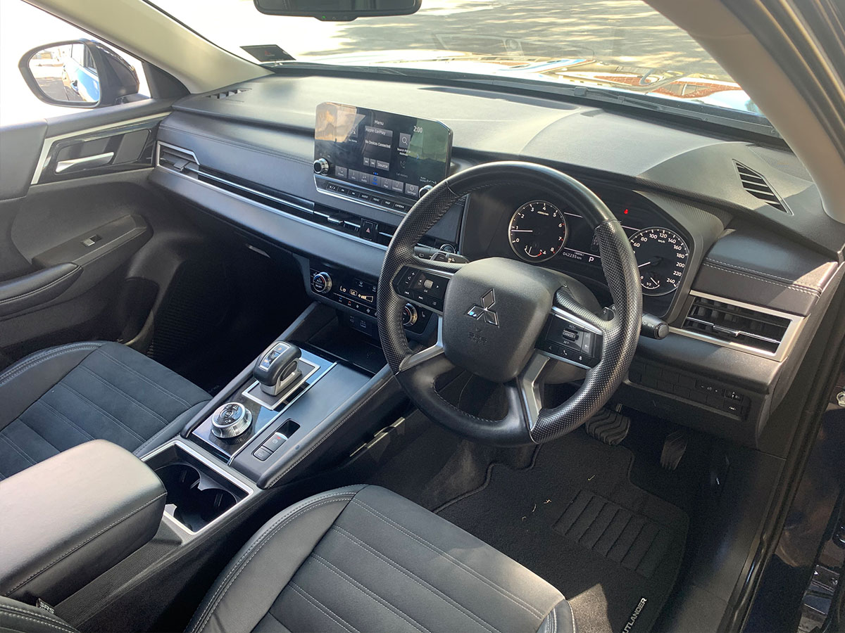 2022 Mitsubishi Outlander XLS 2WD 7 Seater 2.5L Petrol