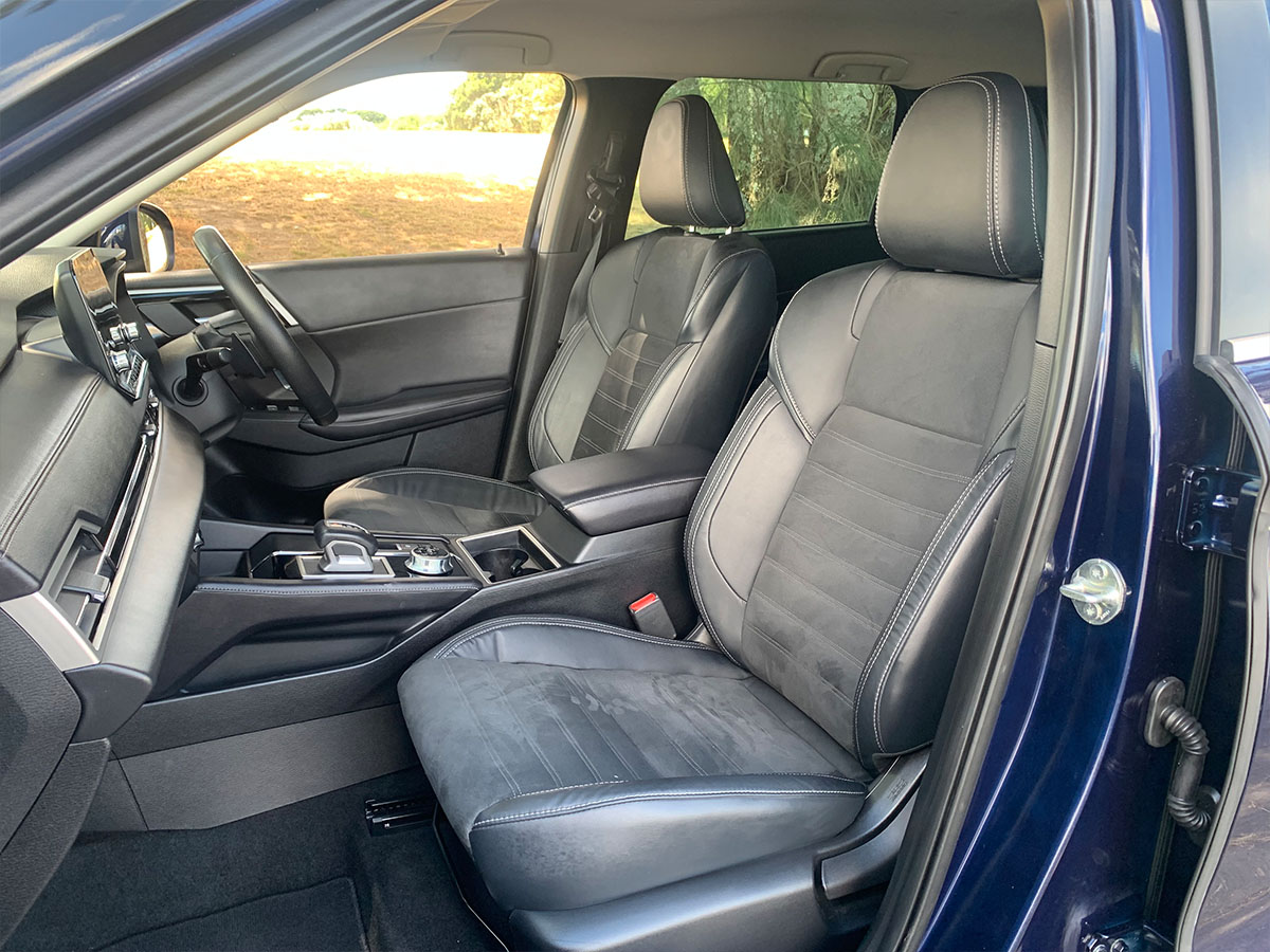 2022 Mitsubishi Outlander XLS 2WD 7 Seater 2.5L Petrol