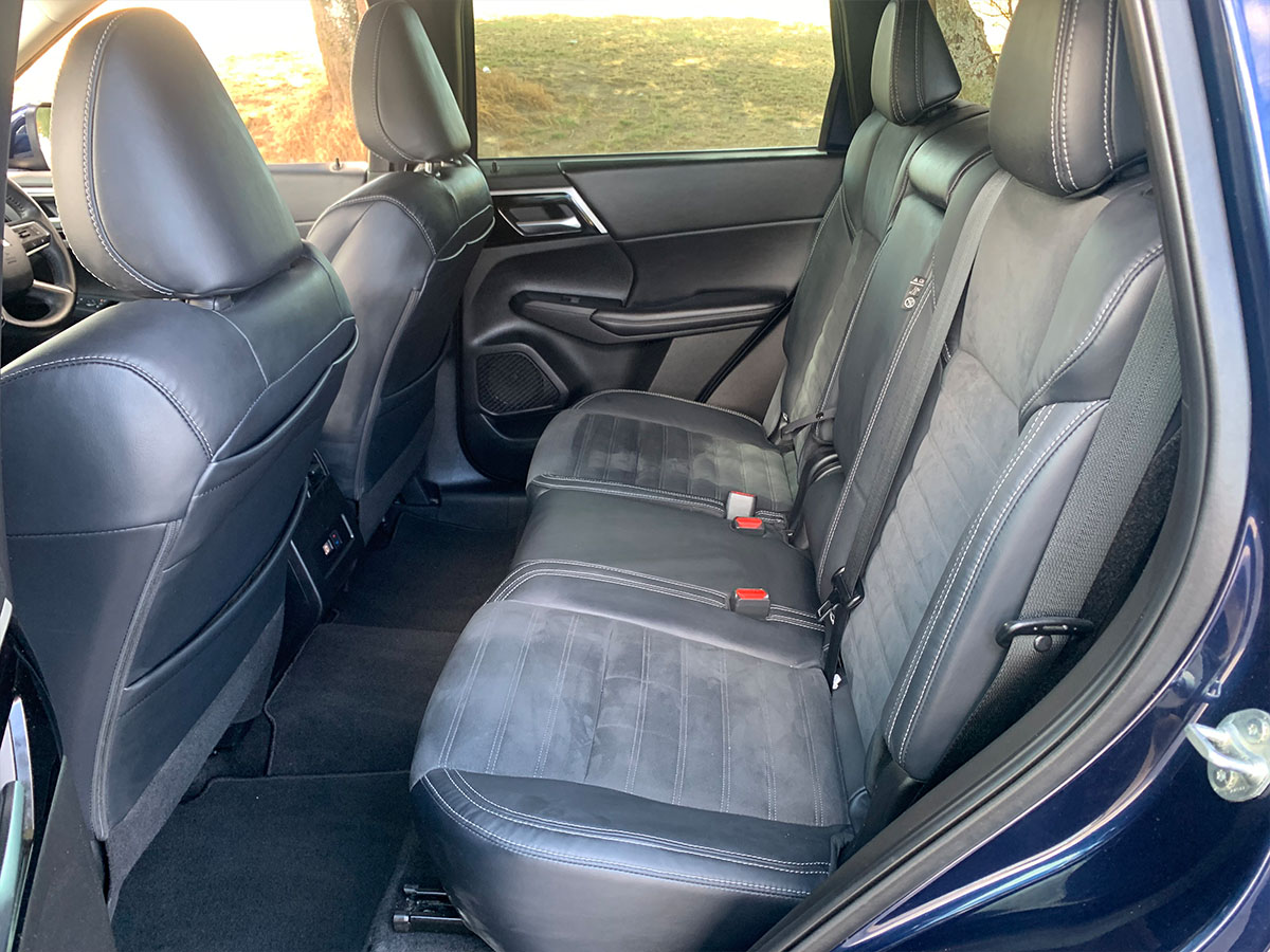 2022 Mitsubishi Outlander XLS 2WD 7 Seater 2.5L Petrol