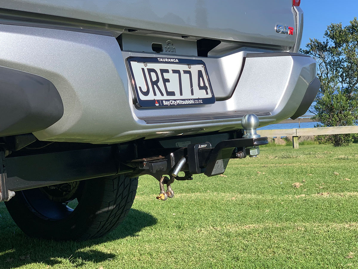 2016 Mitsubishi Triton GLXR 2.4L 2WD Diesel Turbo Automatic