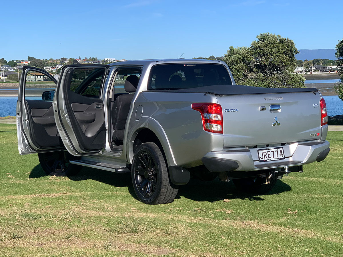 2016 Mitsubishi Triton GLXR 2.4L 2WD Diesel Turbo Automatic