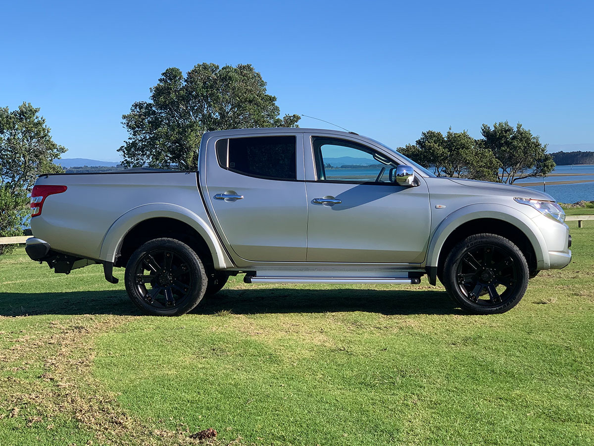 2016 Mitsubishi Triton GLXR 2.4L 2WD Diesel Turbo Automatic