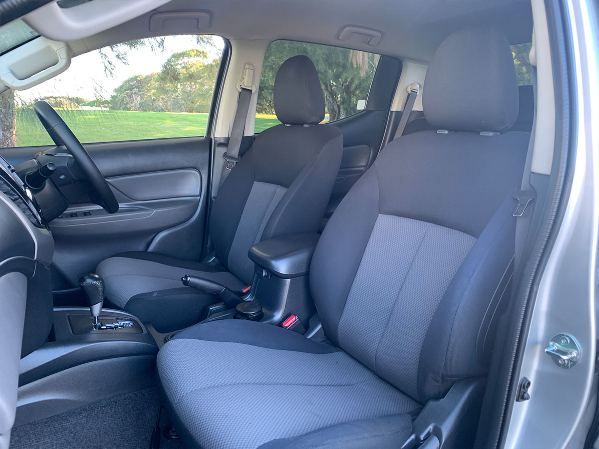 2016 Mitsubishi Triton GLXR 2.4L 2WD Diesel Turbo Automatic