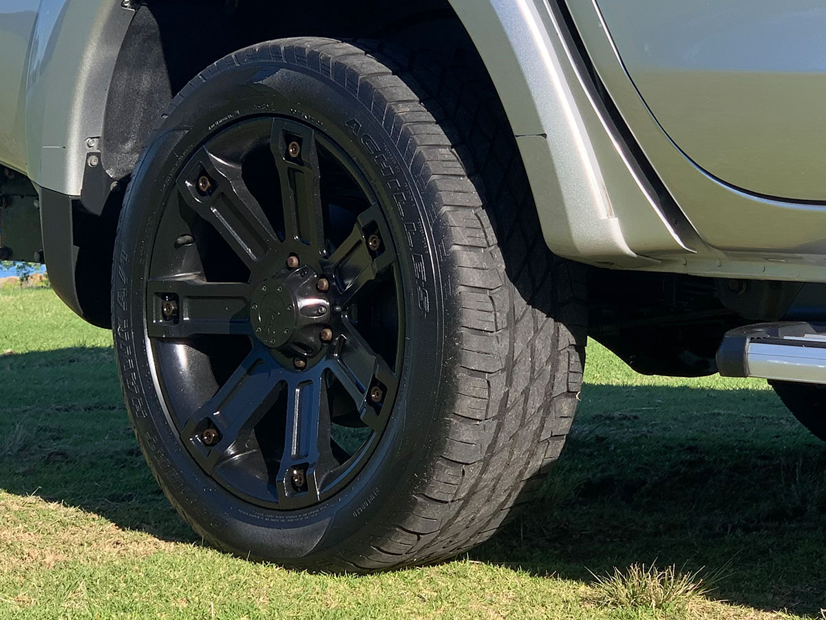 2016 Mitsubishi Triton GLXR 2.4L 2WD Diesel Turbo Automatic