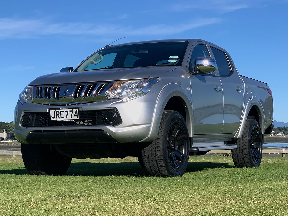 2016 Mitsubishi Triton GLXR 2.4L 2WD Diesel Turbo Automatic