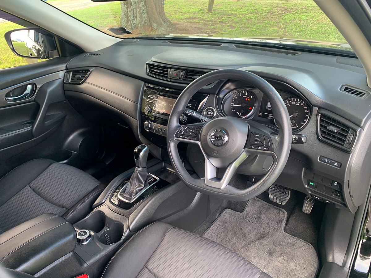 2017 Nissan X-Trail ST 4WD 2.5L Petrol