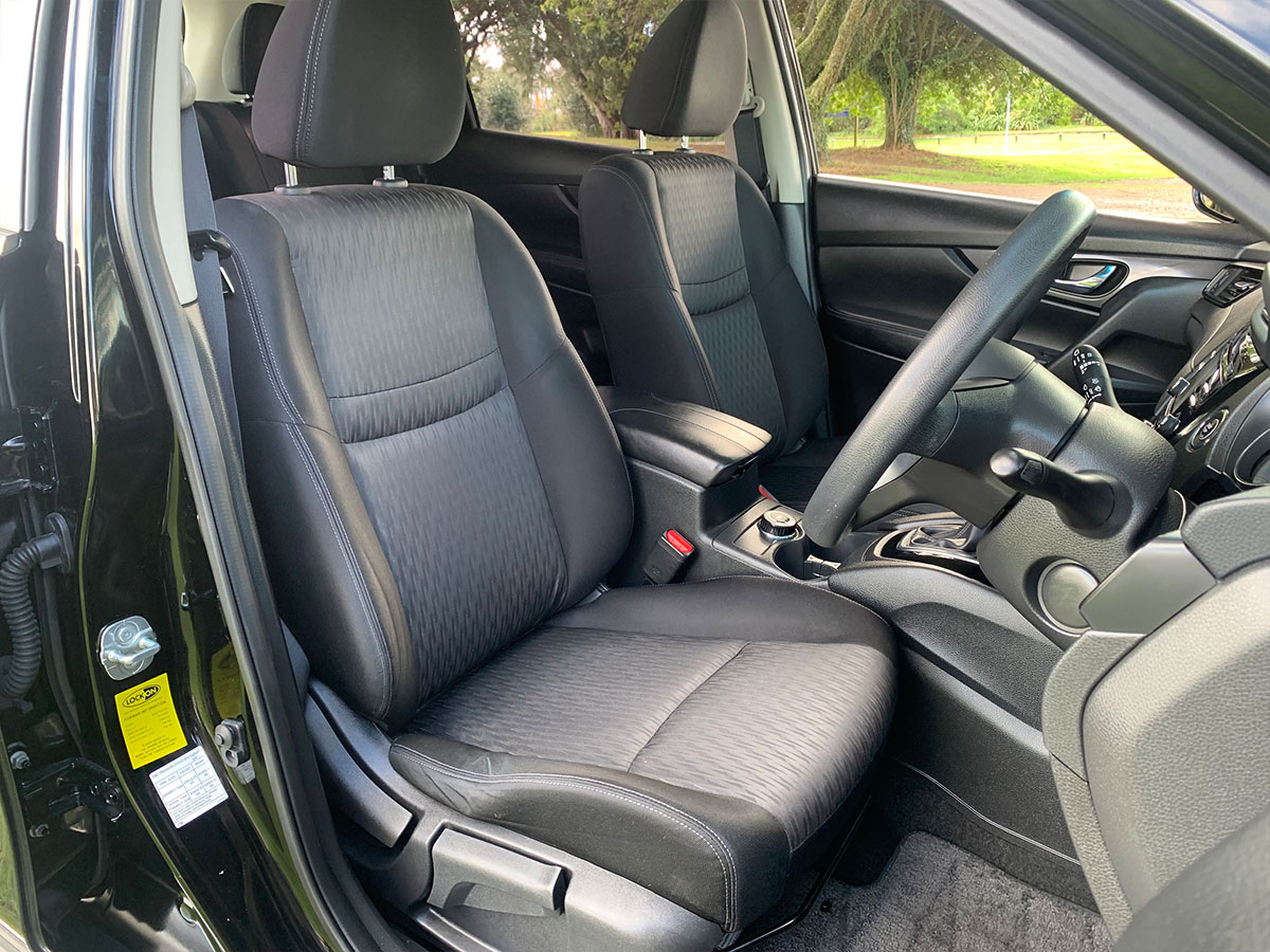 2017 Nissan X-Trail ST 4WD 2.5L Petrol