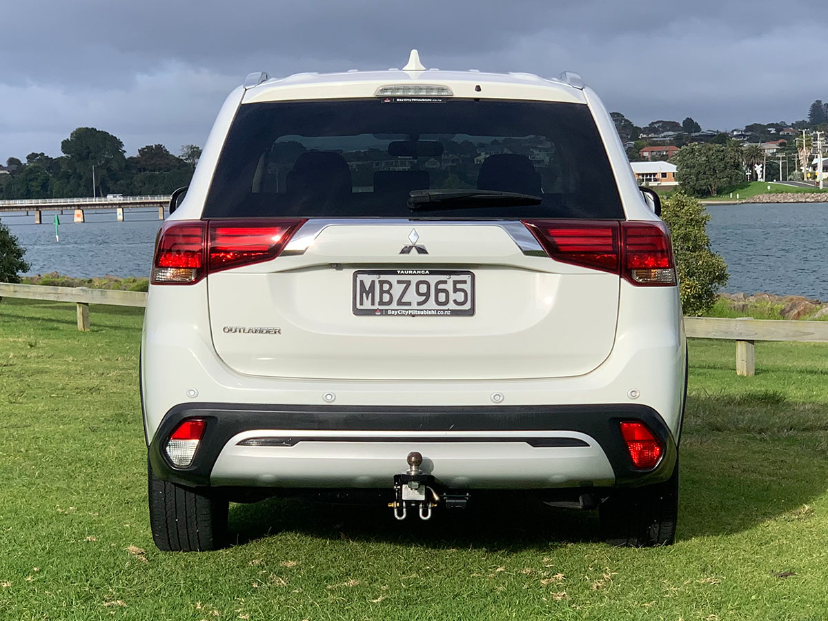 2019 Mitsubishi Outlander LS 2.4 Litre 2WD 7 Seater